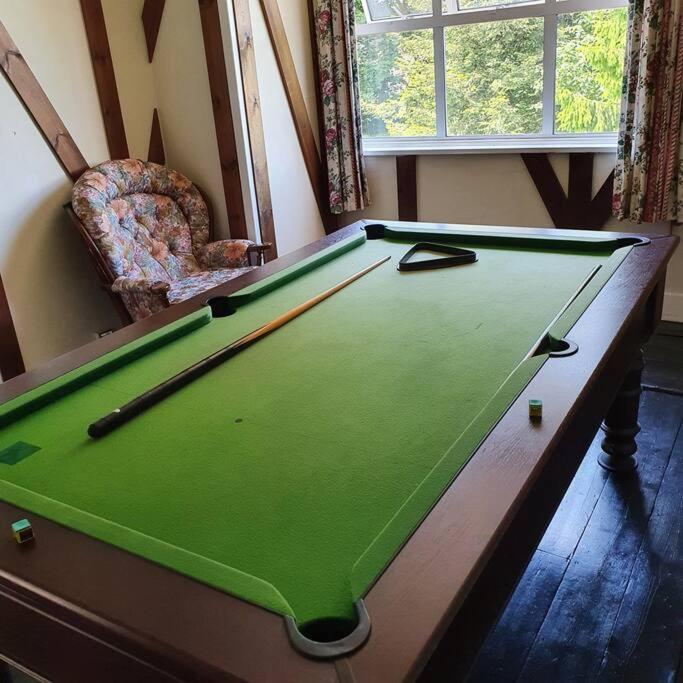 Villa Country Manor House With Indoor Pool And Hot Tub Rochester  Exterior foto